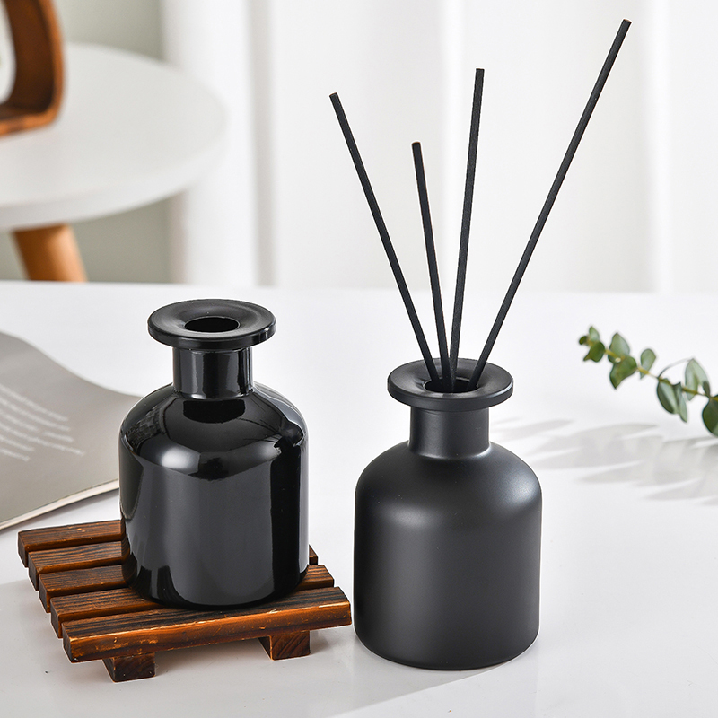 زجاجة جديدة سعة 50 مل لنشر الع - مراجعة Home Fragrance Oud وسعره